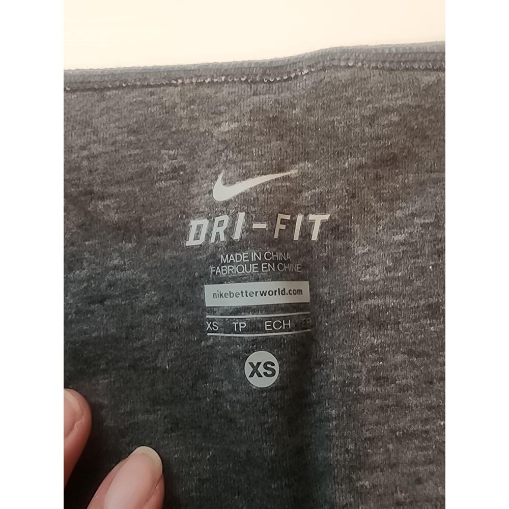 Nike XS Gray Capri Leggings - Picture 2 of 4